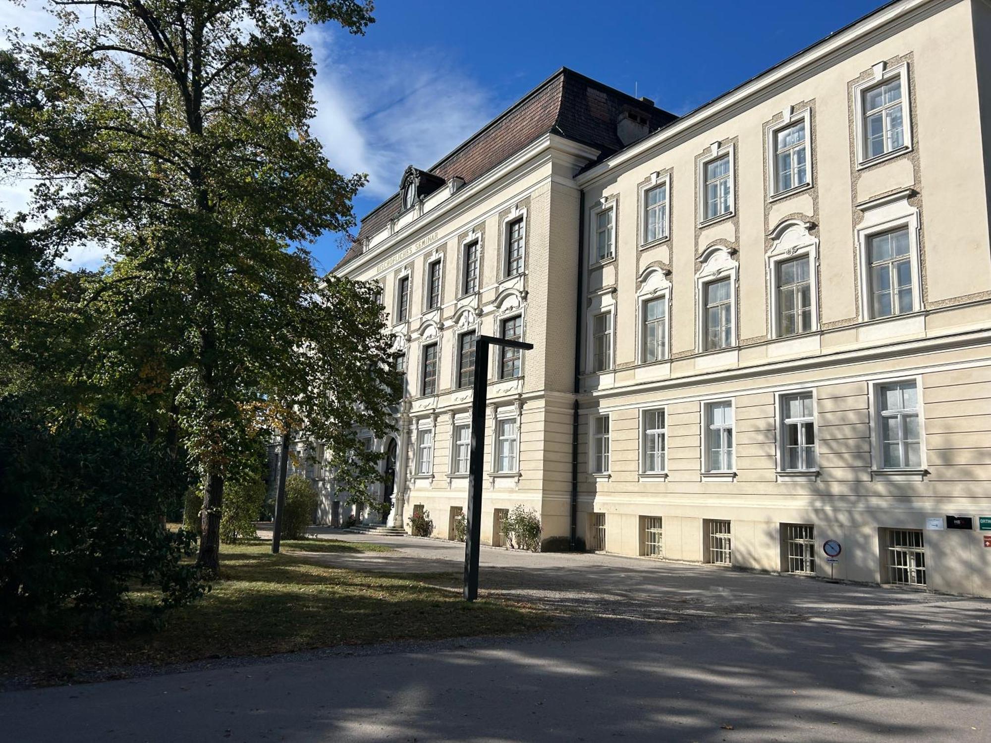 Pension L'Etage Melk Exterior photo