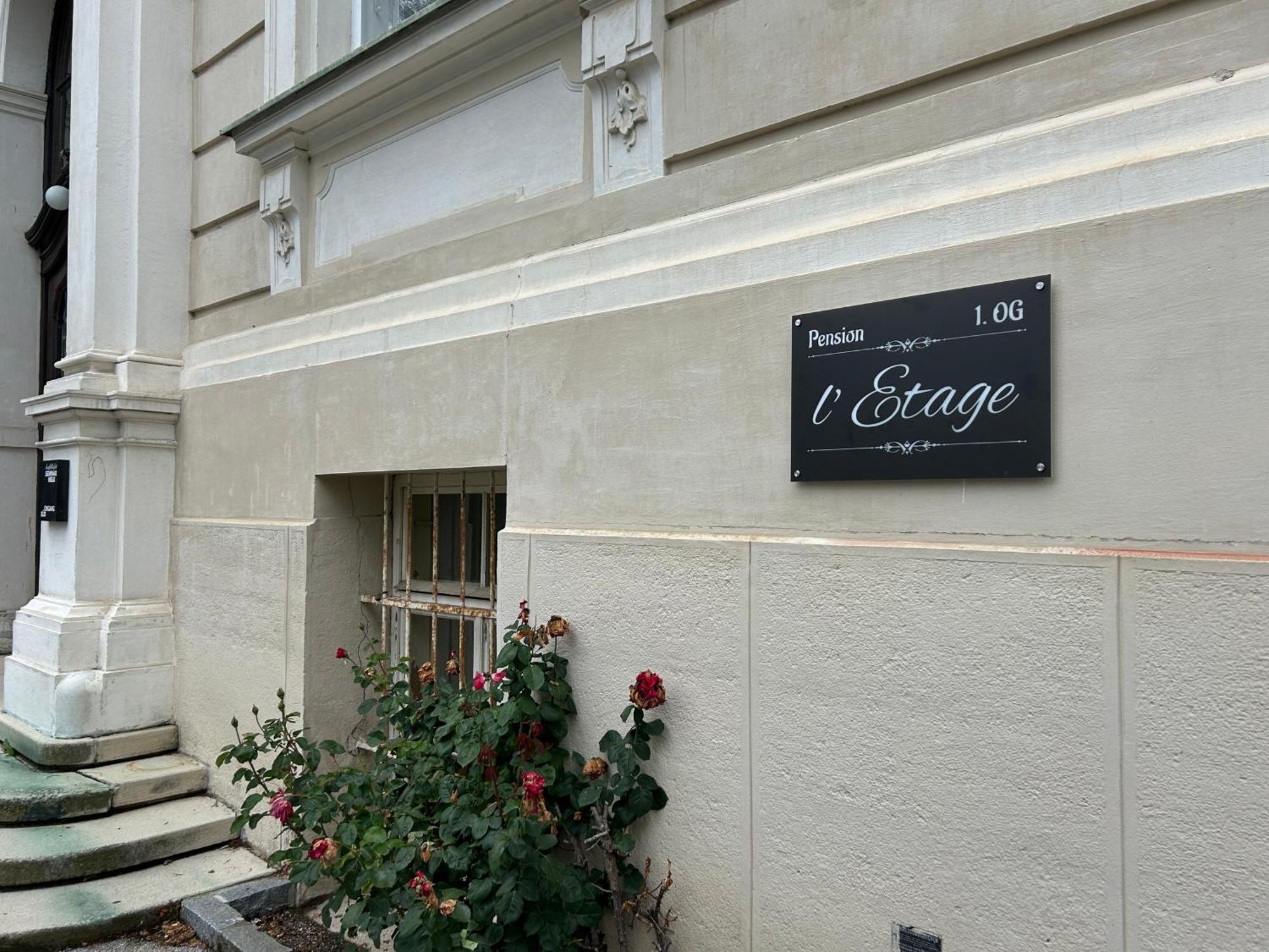 Pension L'Etage Melk Exterior photo